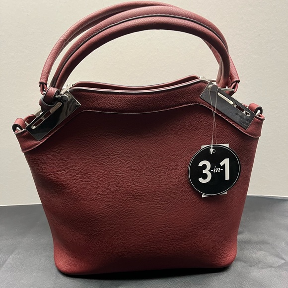 Wine color purse - brand new with tags - 3 purses in one - Picture 2 of 13
